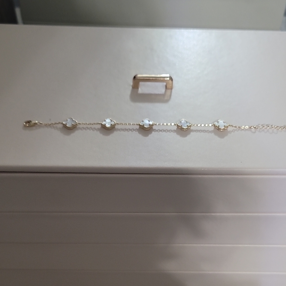 Mother of Pearl Sterling Silver Clover  Bracelet